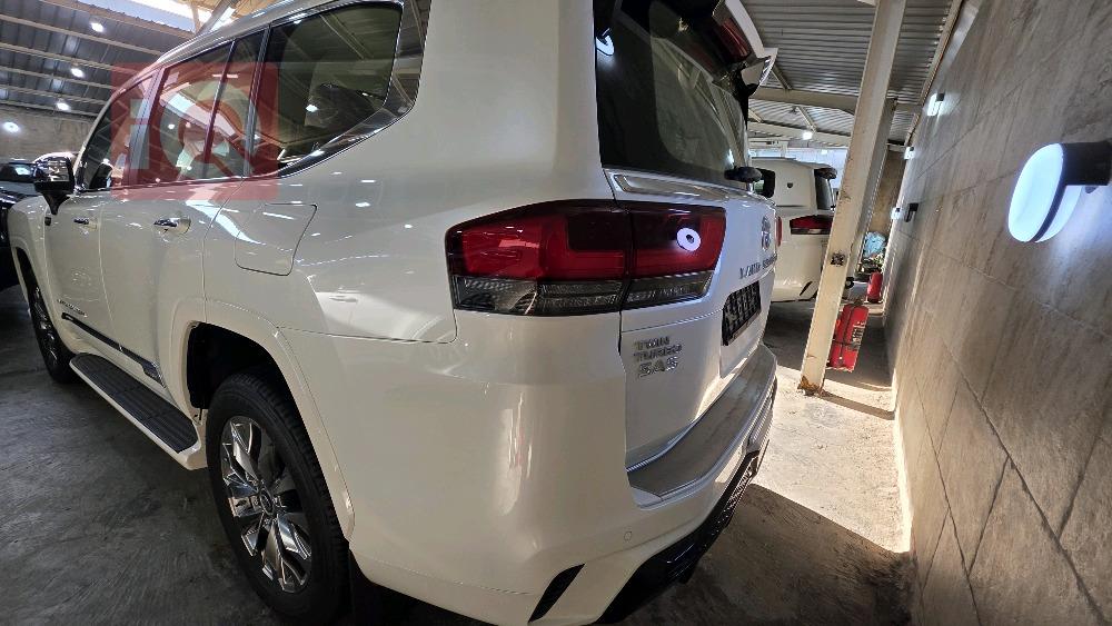 تويوتا لاندكروزر